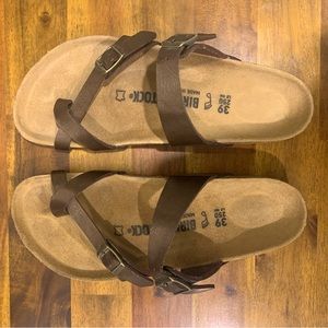 Birkenstock Mayari Toe Strap Sandals - Size 39